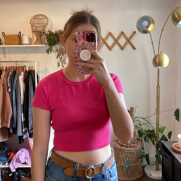 BOGO! NWT Forever 21 Short Sleeve Cropped Sweater - Picture 2 of 7